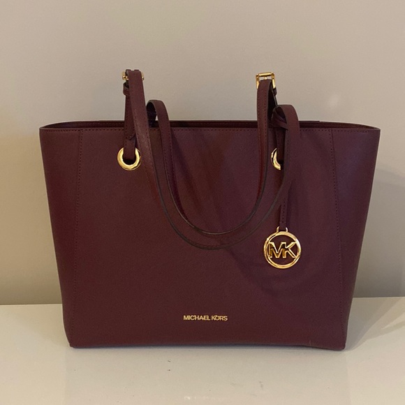 Michael Kors Tote